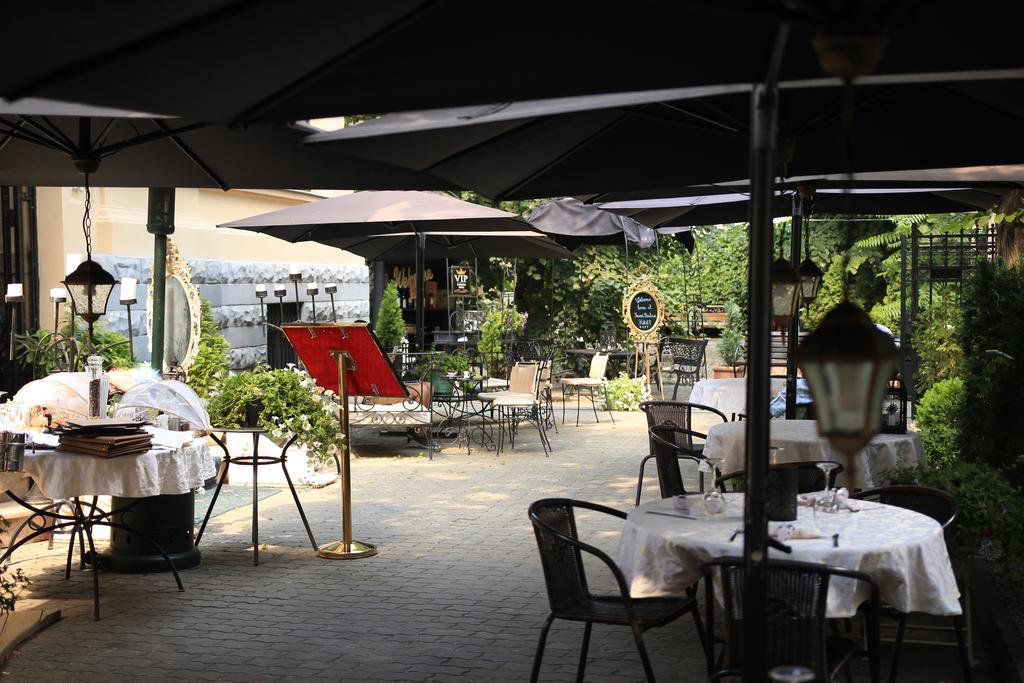 Grand Boutique Hotel Bucharest Exterior photo
