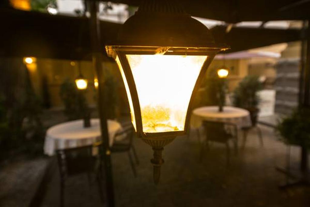 Grand Boutique Hotel Bucharest Exterior photo