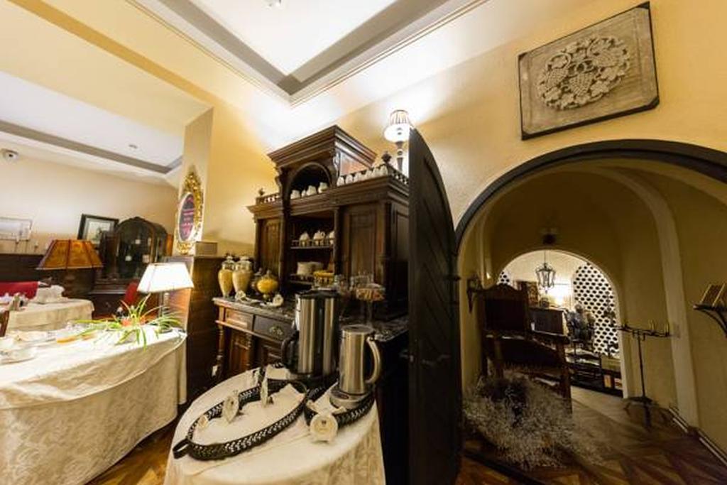 Grand Boutique Hotel Bucharest Exterior photo