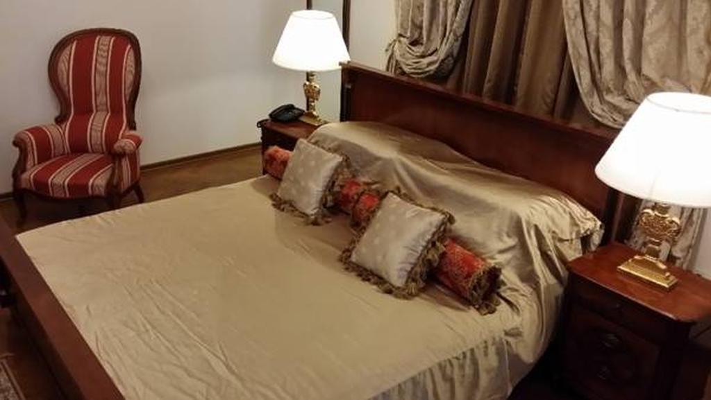 Grand Boutique Hotel Bucharest Exterior photo