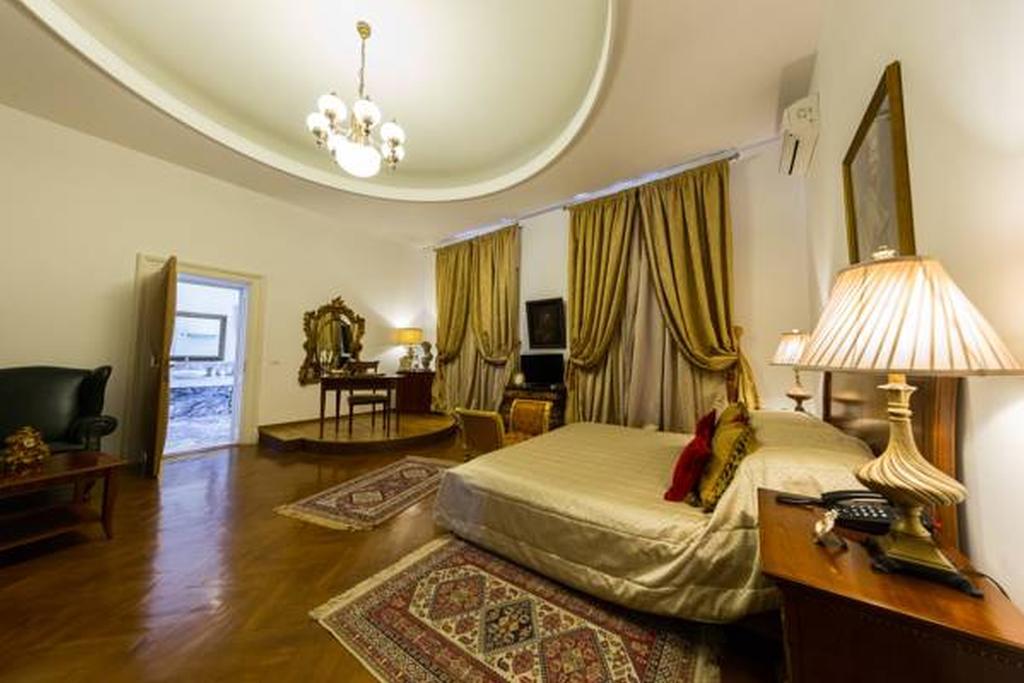 Grand Boutique Hotel Bucharest Exterior photo